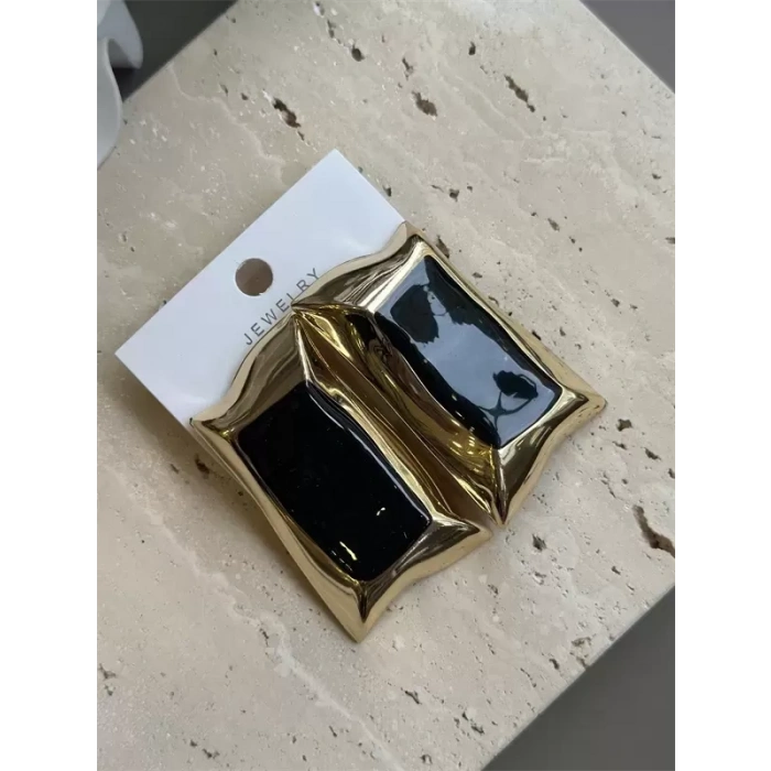 Mineli Kıvrımlı Küpe - Siyah