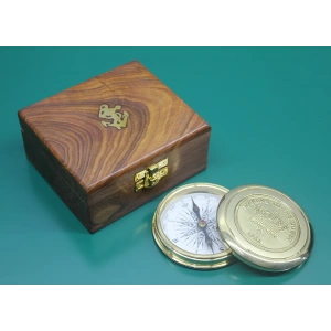 Ahşap Kutulu Pirinç Pusula Model 9