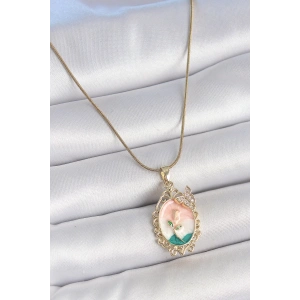 BFS 316L Çelik Gold Renk Zincir Mix Renk Çiçek İşlemeli Zirkon Taş Detaylı Portre Model Kadın Kolye