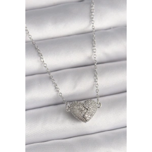BFS 316L Çelik Gümüş Renk Zirkon Taşlı Mıknatıslı Kalp Model Kadın Kolye