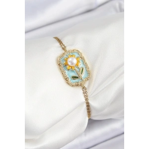 BFS 316L Çelik Zincir Turkuaz Mineli Sanatsal Portre İnci Detaylı Papatya Model Gold Renk Kadın Bileklik