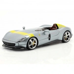 BFS  Bburago 1:24 Ferrai Monza SP1 Model Araba