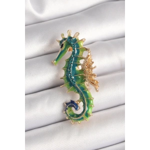 BFS Pirinç Gold Renk Yeşil Deniz Atı Model Zirkon Taş Detay Kadın Broş