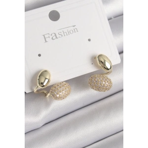 BFS Pirinç Gold Renk Zirkon Taşlı Bombeli Model Kadın Küpe