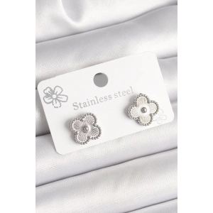 BFS Pirinç Gümüş Renk İşlemeli Yonca Model Kadın Küpe