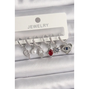 BFS Pirinç Gümüş Renk Sallantı Zirkon Taşlı Fatma Ana El Figür Kadın Küpe Seti