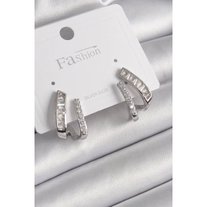 BFS Pirinç Gümüş Renk Zirkon Taşlı Kadın Küpe