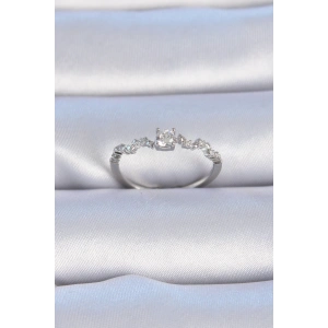 BFS Pirinç Gümüş Renk Zirkon Taşlı Tek Taş Model Kadın Yüzük