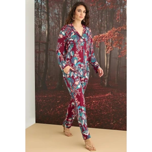 Çiçek ve Yaprak Desenli Önü Düğmeli Pijama Takımı