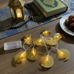 Mey İthalat®  10 Adet Sarkıtlı Ramazan Hilal Üstü Cami Temalı LED Işık – Pilli 2 Metre Ramazan Süsü, İslami Dekorasyon, Ev ve Mekanlar İçin Dekoratif Ortam