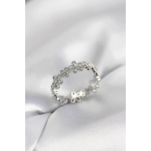 Mey İthalat® Gümüş Renk Sıralı Çiçek Model Zirkon Taşlı Kadın Yüzük