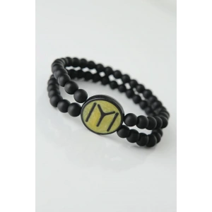 Mey İthalat® Sarı Renkli Metal Üzerine Siyah Kayı Boyu Figürlü Siyah Renk Çift Sıra Doğal Taş Erkek Bileklik