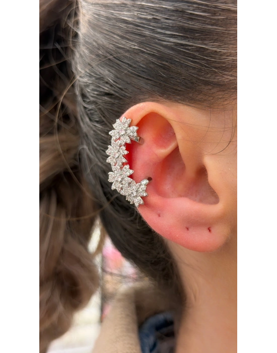 Sıralı Çiçek Detay Sıkmalı Kıkırdak Küpe