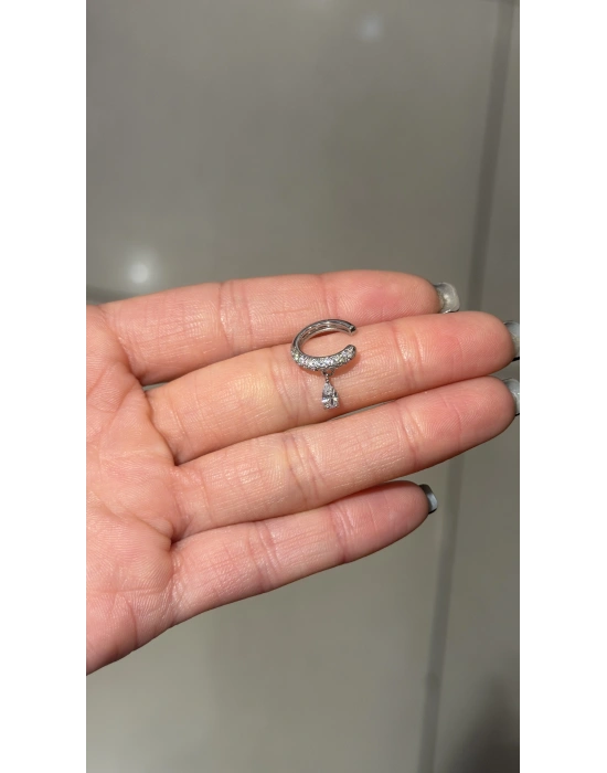 Damla Taş Detay Kıkırdak Küpe Gümüş