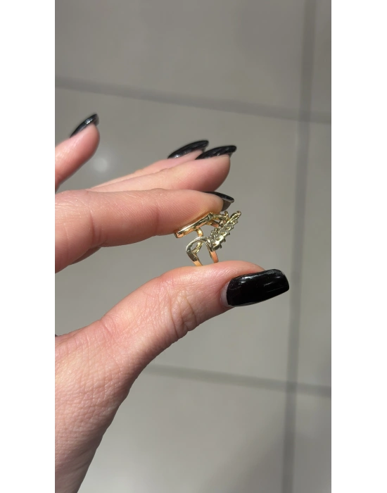 Baget Taş Detay Yaprak Figür Kıkırdak Küpe Gold