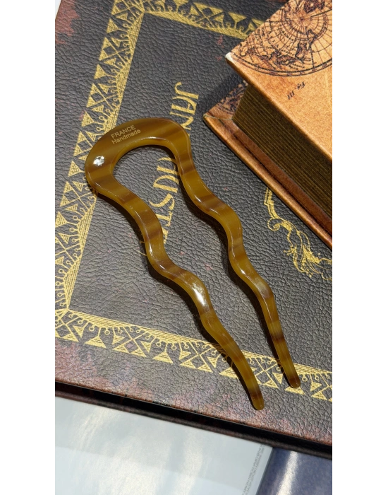 France Handmade Kemik Zigzag Topuz Tokası Karamel