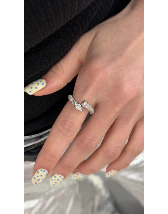 Çivi Model Gümüş Renk Yüzük