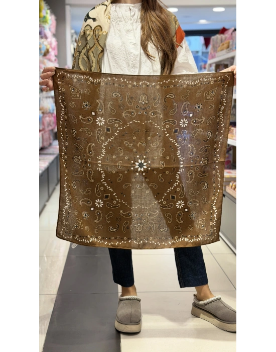 Kahverengi Düz Etnik Desen Fular (70x70)