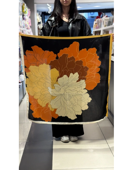 Çiçek Desen Turuncu-Siyah Fular 90x90
