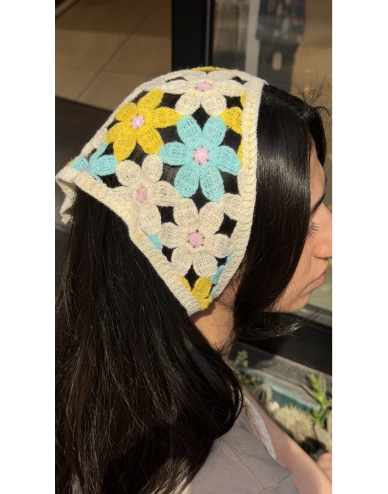 Mavi Sarı Çiçek Motif Bandana