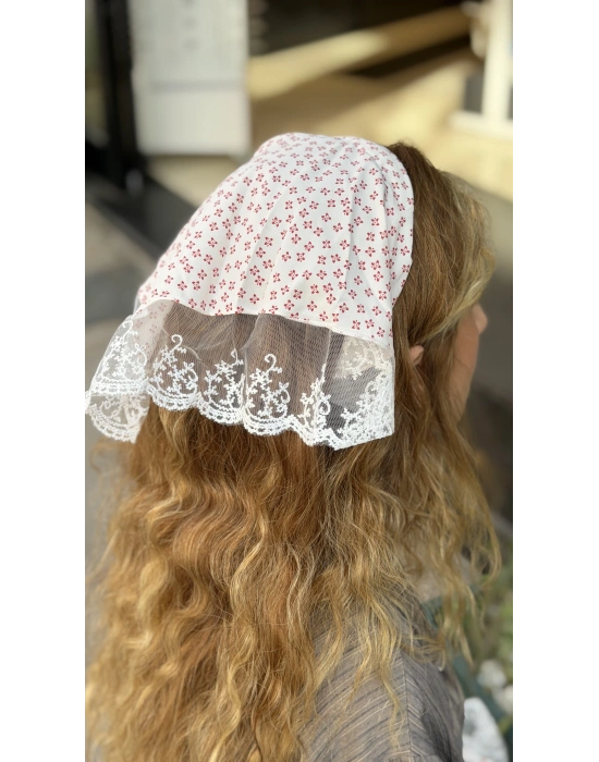 Fular Detay Kırmızı Minik Çiçek Desen Bohem Taç