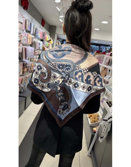 90x90 cm Kahve-Mavi Renk Karışık Desen Fular