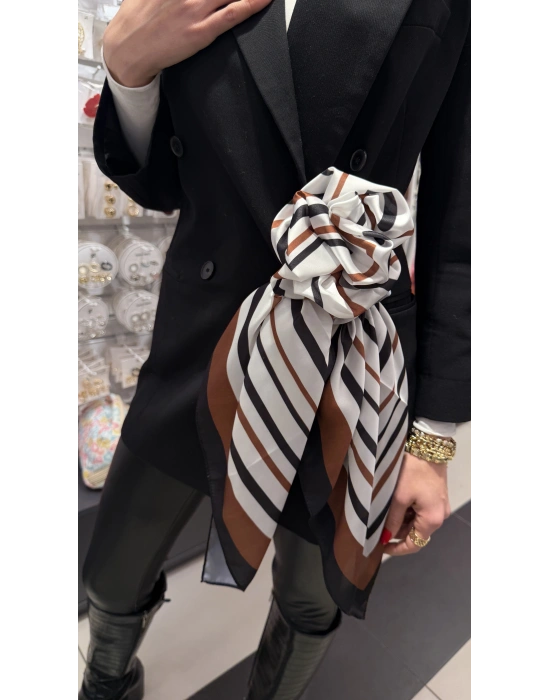 90x90 cm Kahve-Siyah Çizgi Detay Fular