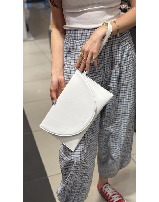Beyaz Kadın Clutch & Portföy Çanta