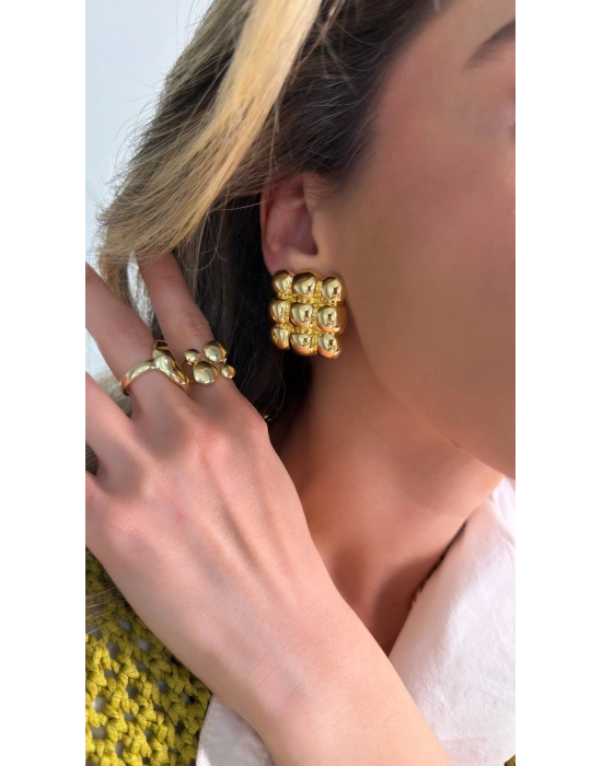 Bombeli Kare Metal Küpe