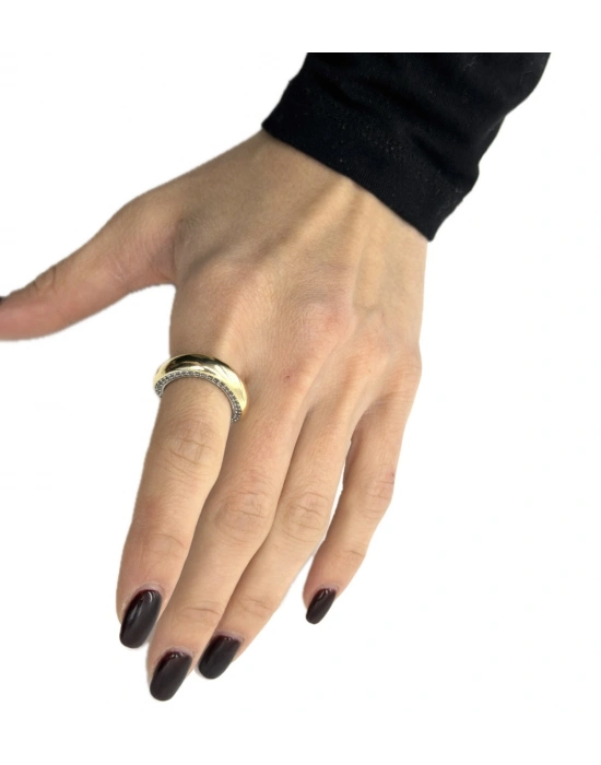 Bombeli Kenar Taş Detay Yüzük