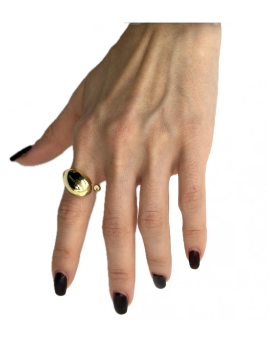 Büyük Bombeli Yüzük