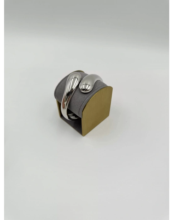 Gümüş Sarmal Detay Kalın Kelepçe Bilelik