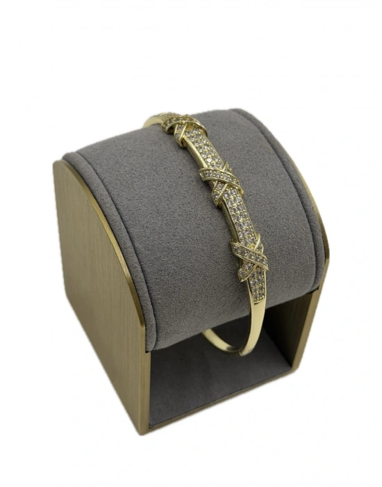 Özel Seri Çarpı Plaka Detaylı Taş İşlemeli Kelepçe