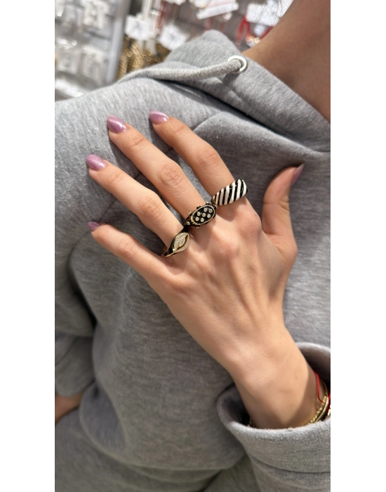 Siyah Nokta Detay Zara Yüzük