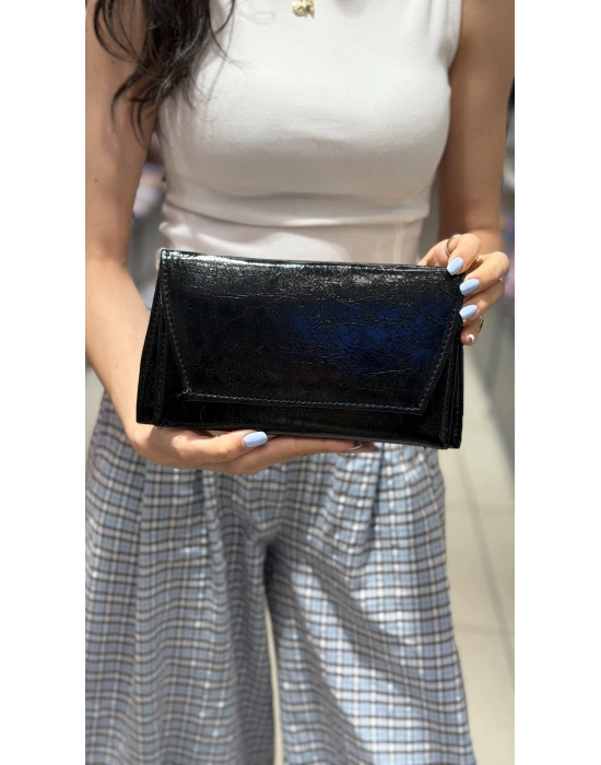 Siyah Zincir Askılı Kadın Clutch & Portföy Çanta