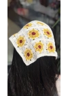 Beyaz Çiçek Motif Örgü Bandana