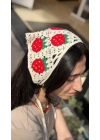 Beyaz Çilek Motif Örgü Bandana