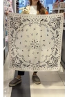 Marka Model Beyaz Fular(90x90)