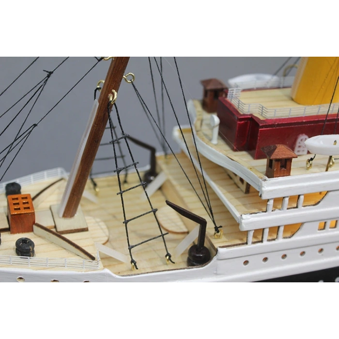 Ahşap Titanik Gemisi Ledli