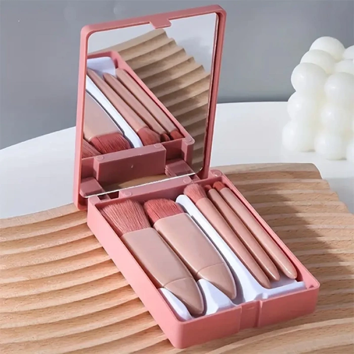 Aynalı Makyaj Fırçası Seti