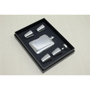 4 Shot Bardaklı Matara Seti Çelik