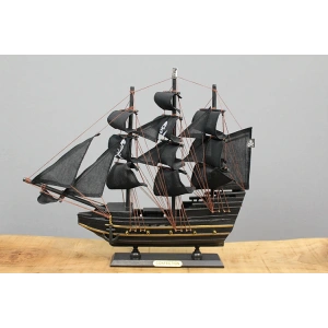 Ahşap Korsan Gemisi 35x40 cm