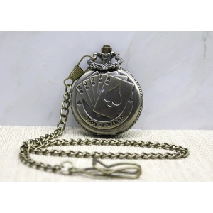 Oyun Kartı Tasarımlı Köstekli Saat