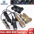 NGAL -PLASTİK KASA Kırmızı Lazer + Tüfek Feneri 22mm Wadsn Metal M300W Strobe Scoutlight M600W TÜFEK Feneri, Silah feneri Airsoft Kablolu Metal fener 22 mm ray için