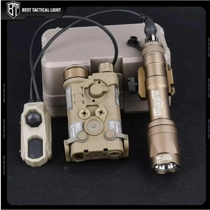 NGAL -PLASTİK KASA YEŞİL Lazerli + Tüfek Feneri 22mm Wadsn Metal M300W Strobe Scoutlight M600W TÜFEK Feneri, Silah feneri Airsoft Kablolu Metal fener 22 mm ray için