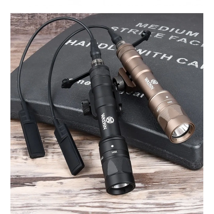 Tüfek Feneri 22mm Wadsn Metal M300W Strobe Scoutlight M600W el feneri avcılık silah feneri Airsoft kablolu metal fener 22 mm ray için