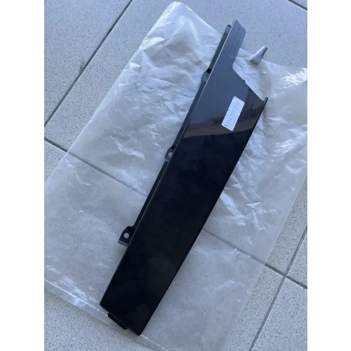 ORIJINAL A1767220100 | Sol Ön Direk Kapı Kaplamasi Mercedes-Benz-Benz A180 (Almanya Sipariş)