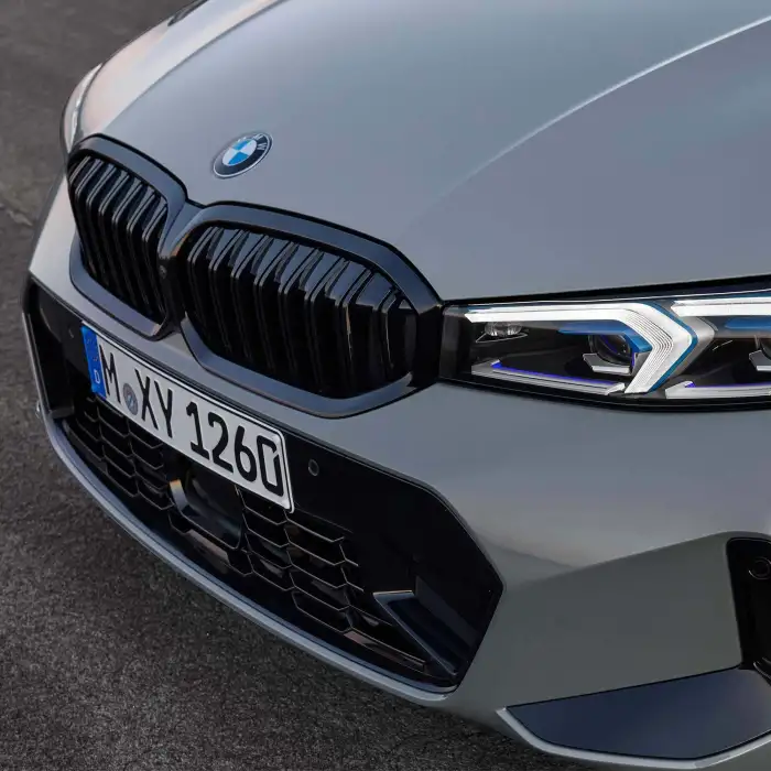 BMW G20 320i 330i M340i 2021-2025 Siyah Ön Panjur 51115A1BFB0