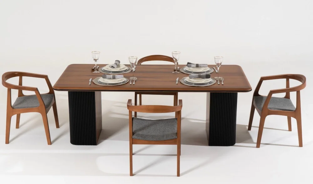 Boss Salon Masası Takımı