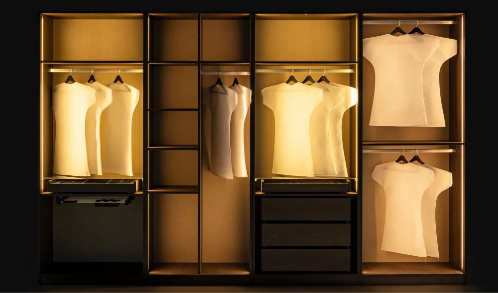 Delta Giyinme Dolabı